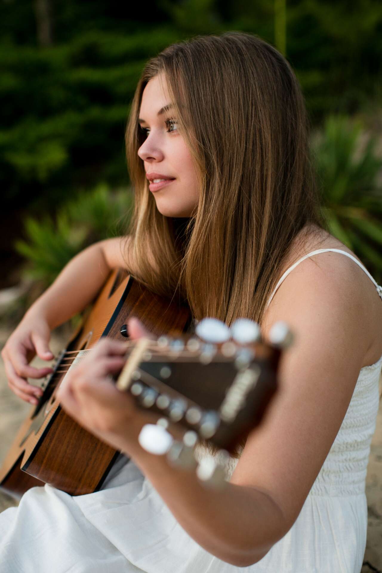 Meet CECE – CanvasRebel Magazine