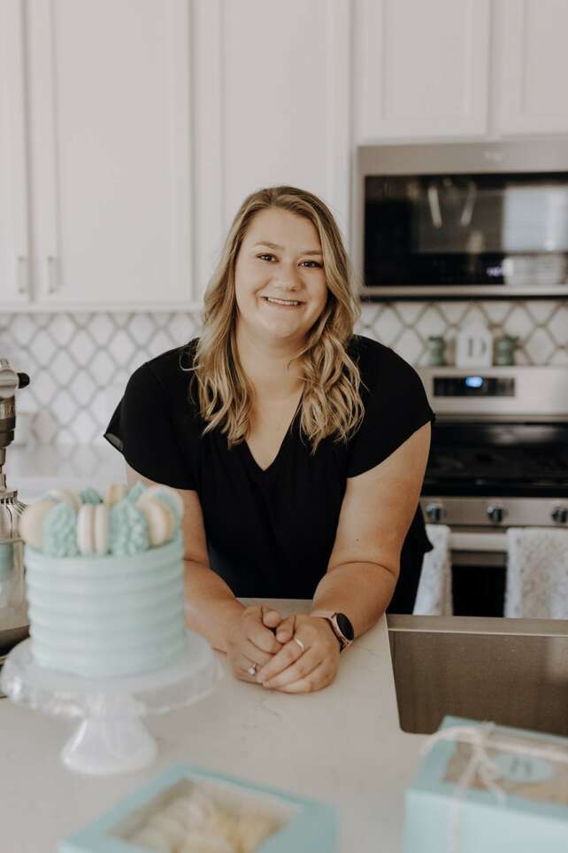 Meet Ashlee Ruehs - CanvasRebel Magazine