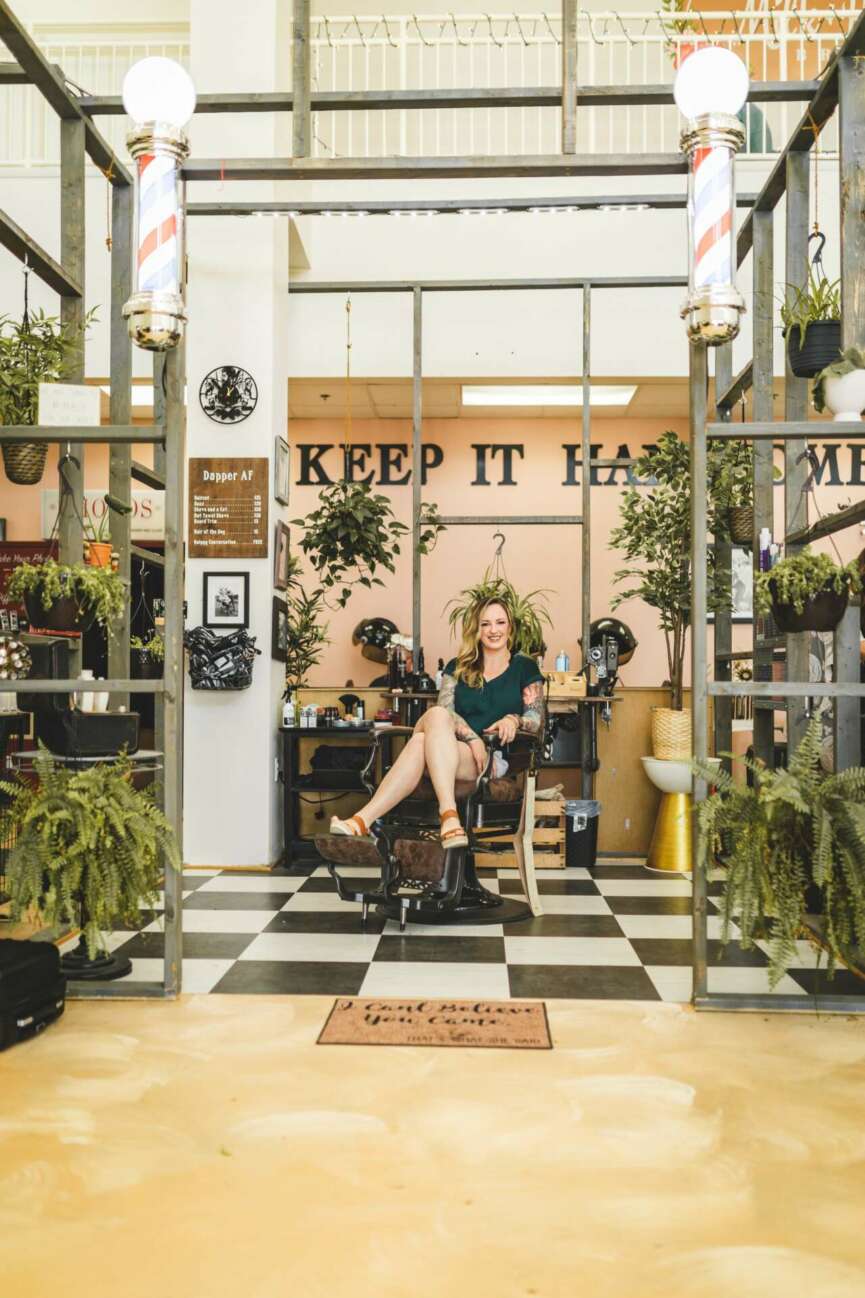 Meet Elizabeth Darling - CanvasRebel Magazine