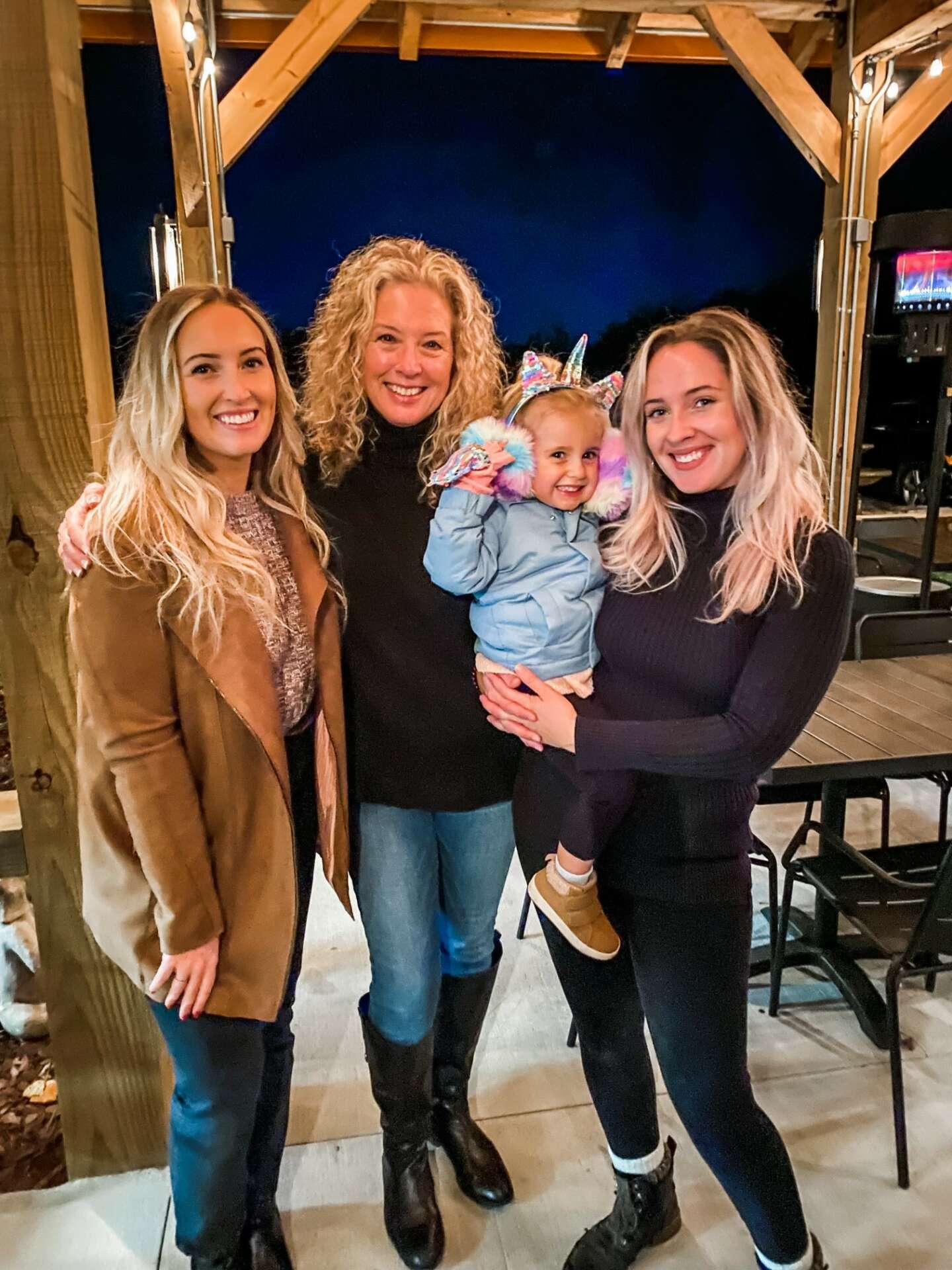 The Erika Najarian Family: A Legacy Of Giving - 5htyis0