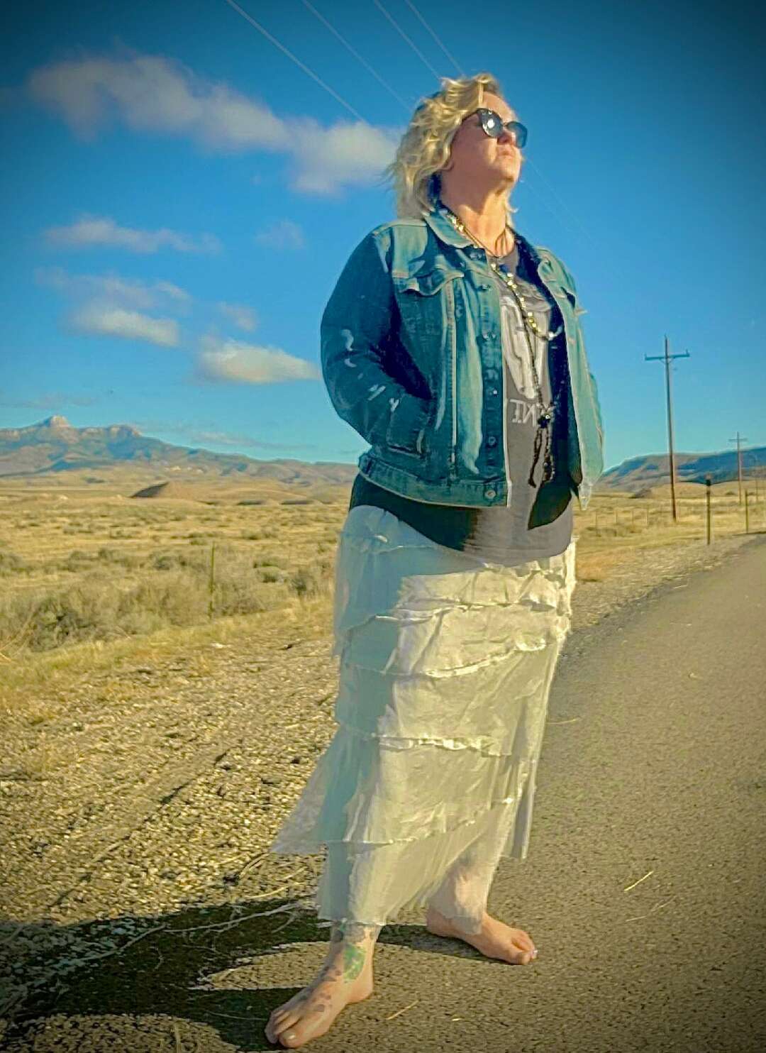 Meet Jacqui Thompson. CanvasRebel Magazine