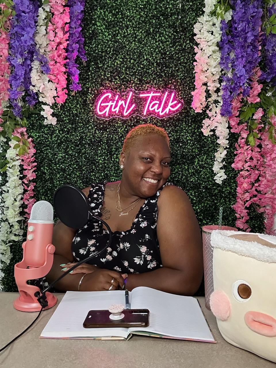 Meet Toni Gary – CanvasRebel Magazine