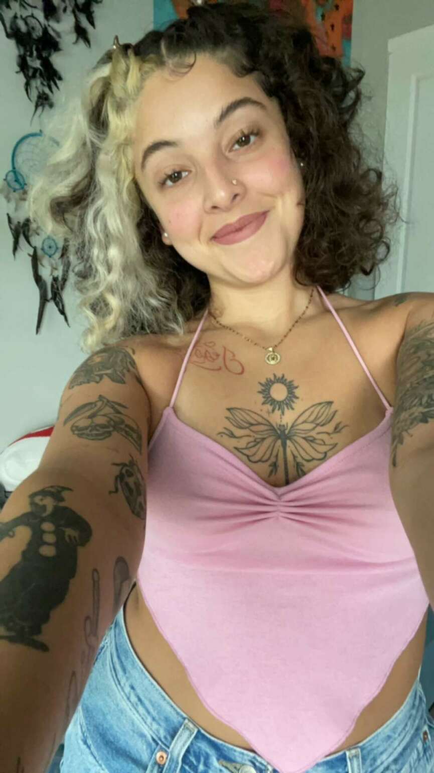 Meet Ashley Trevino – CanvasRebel Magazine