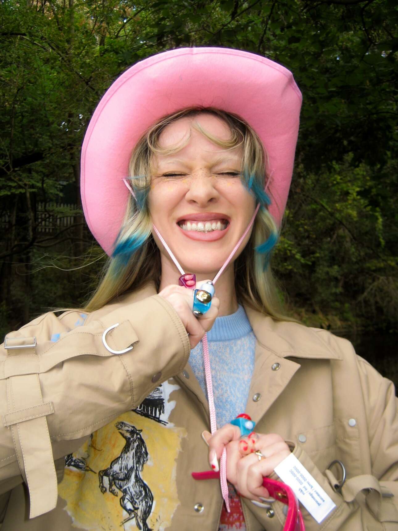 Meet Rebecca-jo Dunham-baruchel – CanvasRebel Magazine