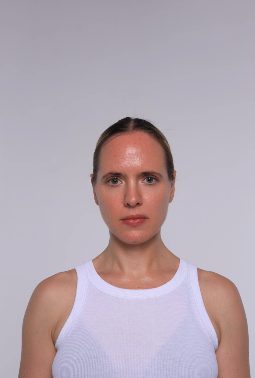 Meet Claudia Raupach – CanvasRebel Magazine