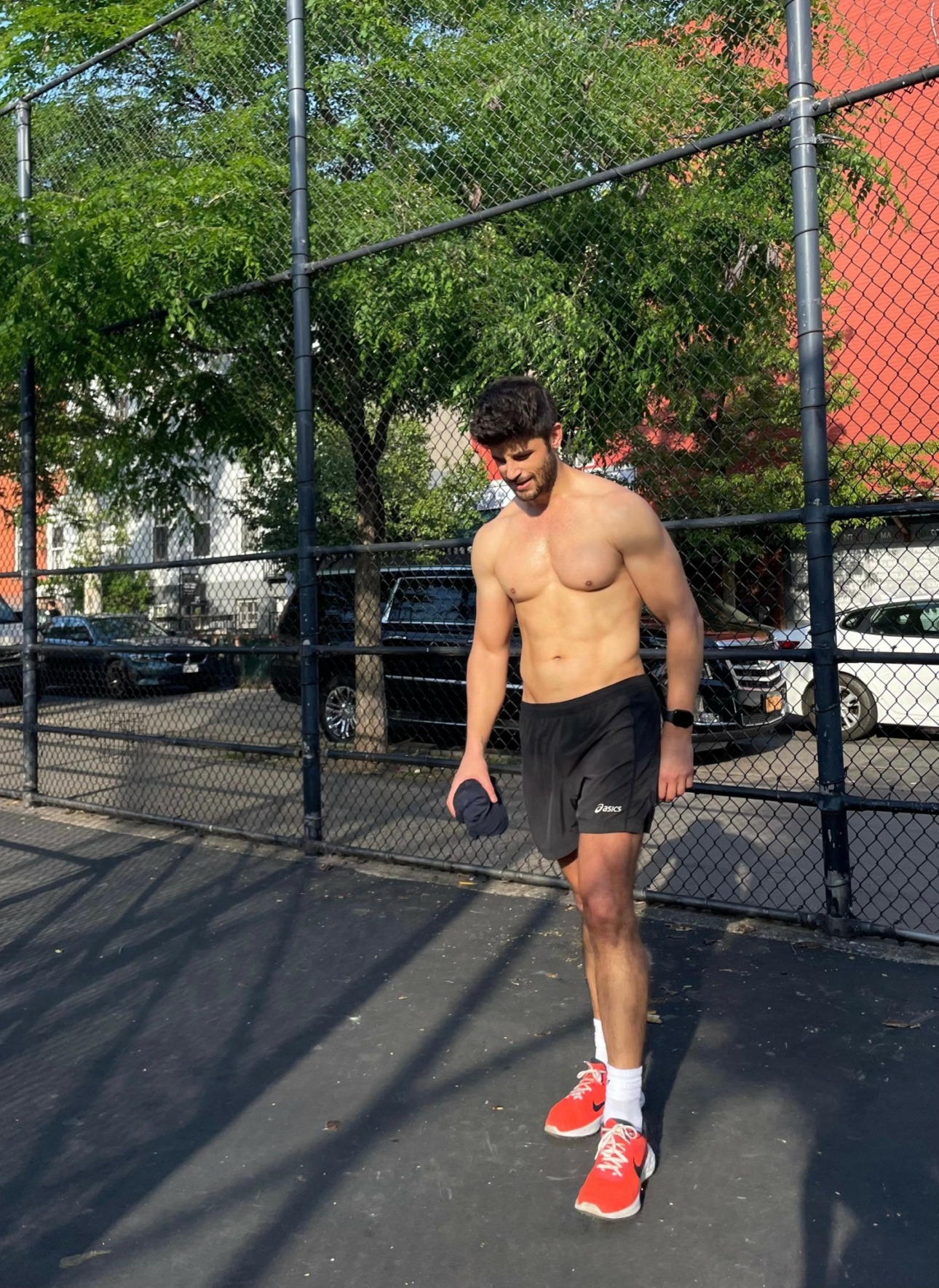 Meet Nick Bracks – CanvasRebel Magazine